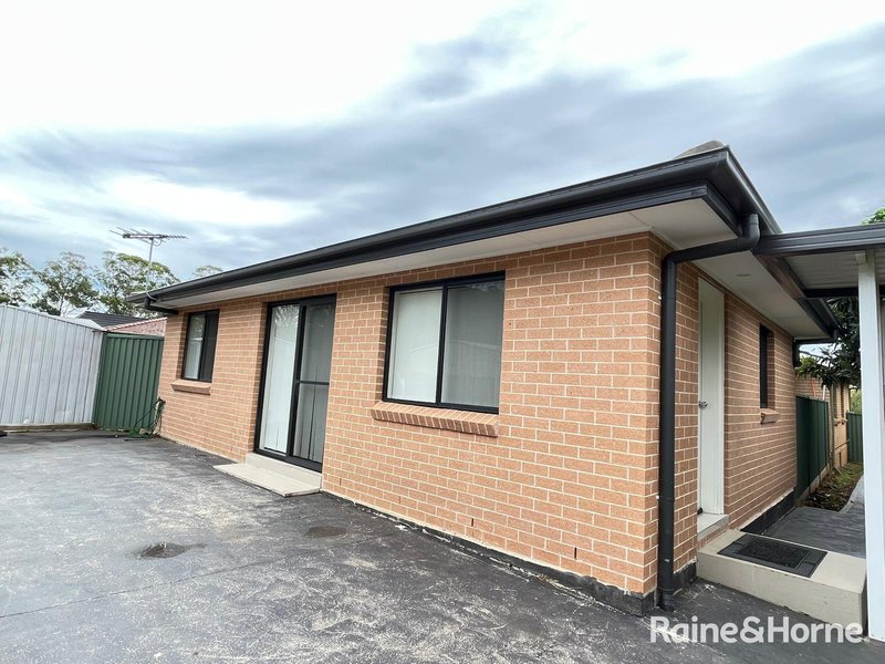 11A Berrigan Crescent, Macquarie Fields NSW 2564