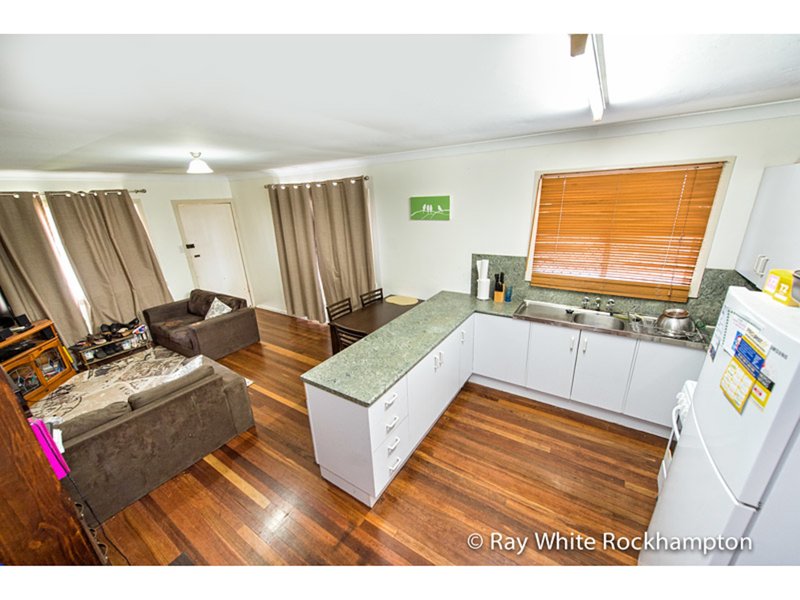 Photo - 11A Buckle Street, Park Avenue QLD 4701 - Image 2