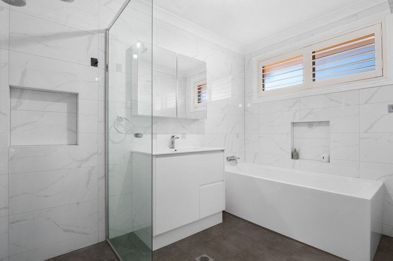 Photo - 11A Buna Close, Glenmore Park NSW 2745 - Image 11