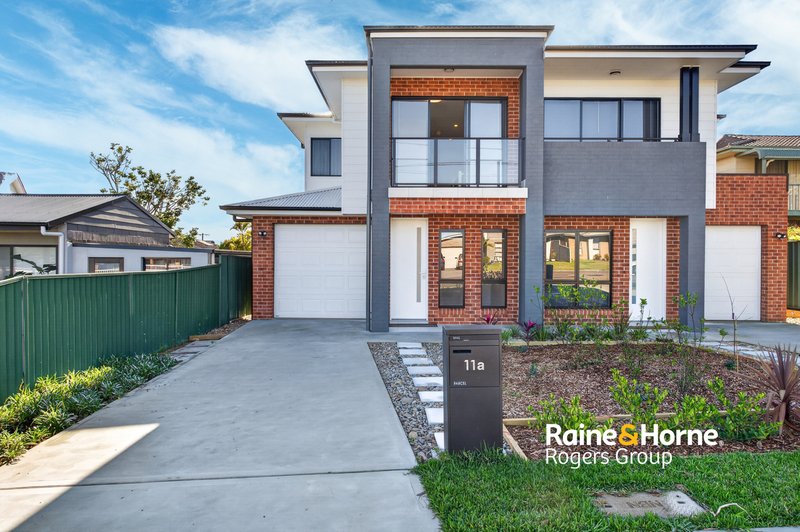 Photo - 11A Cams Boulevard, Summerland Point NSW 2259 - Image 1