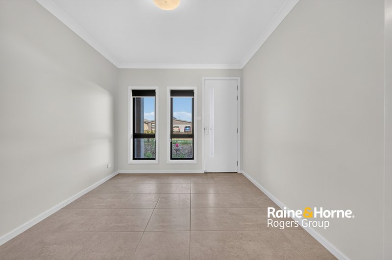 Photo - 11A Cams Boulevard, Summerland Point NSW 2259 - Image 2