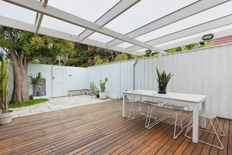 Photo - 11a Carlton Street, Manly NSW 2095 - Image 5