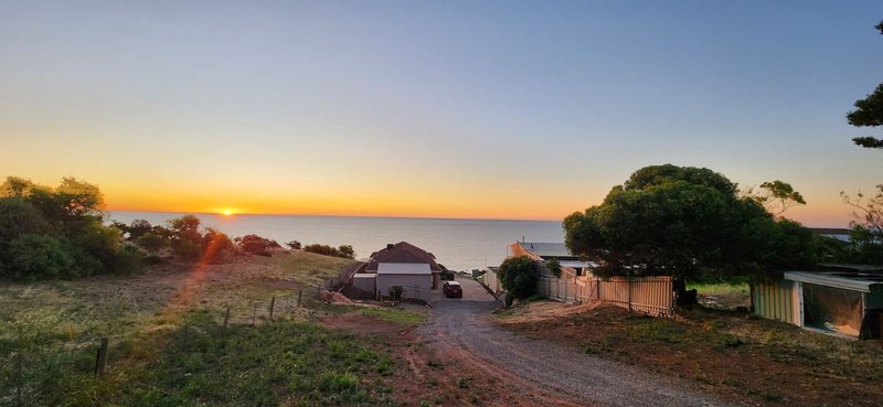 11a Clifftop Crescent, Hallett Cove SA 5158