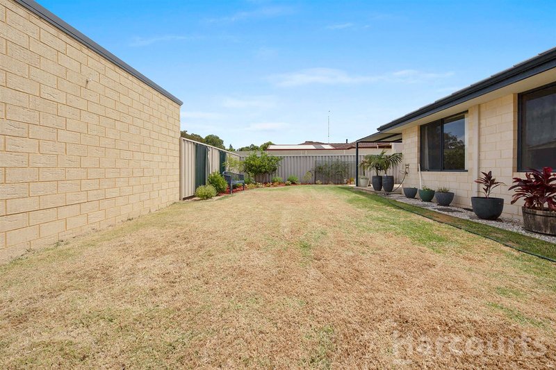 Photo - 11A Duncan Road, Coodanup WA 6210 - Image 16