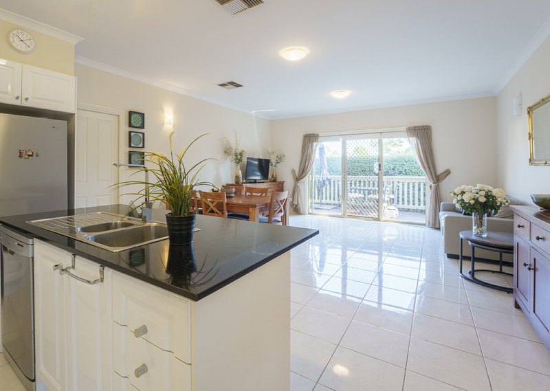 Photo - 11a Esther Crescent, Mooroolbark VIC 3138 - Image 2