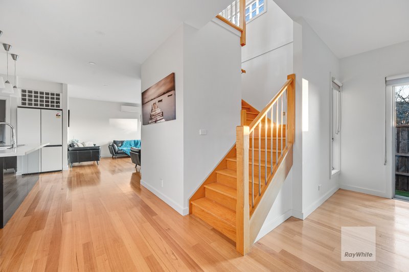 Photo - 11A Haig Place, Attwood VIC 3049 - Image 2