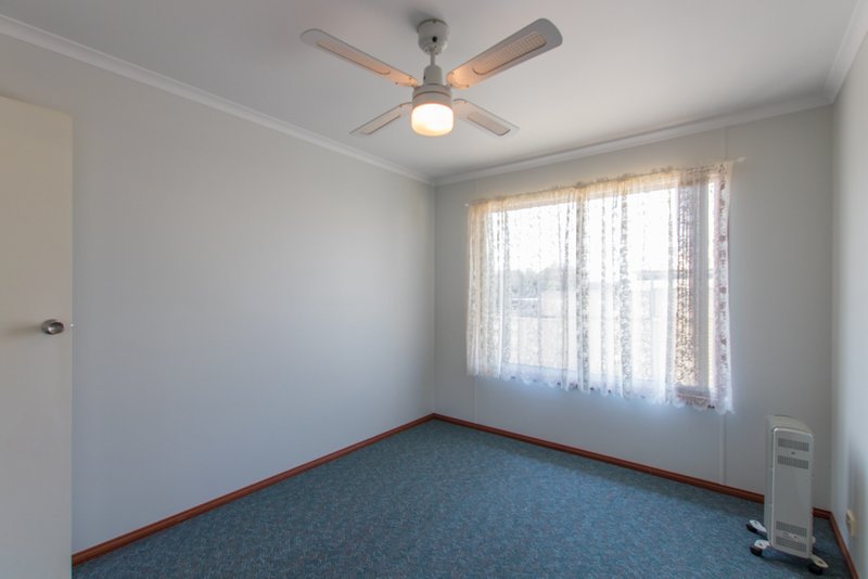 Photo - 11A Howick Street, Tumut NSW 2720 - Image 8