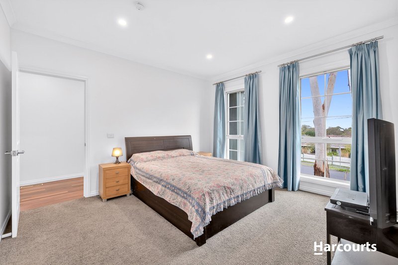 Photo - 11A Karwitha Street, Vermont VIC 3133 - Image 7