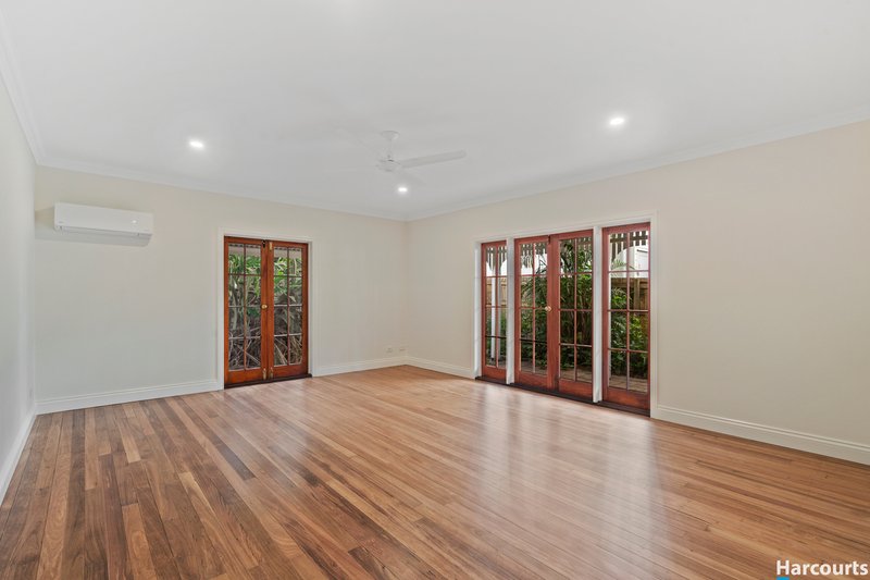 Photo - 1/1A Leura Avenue, Hawthorne QLD 4171 - Image 3