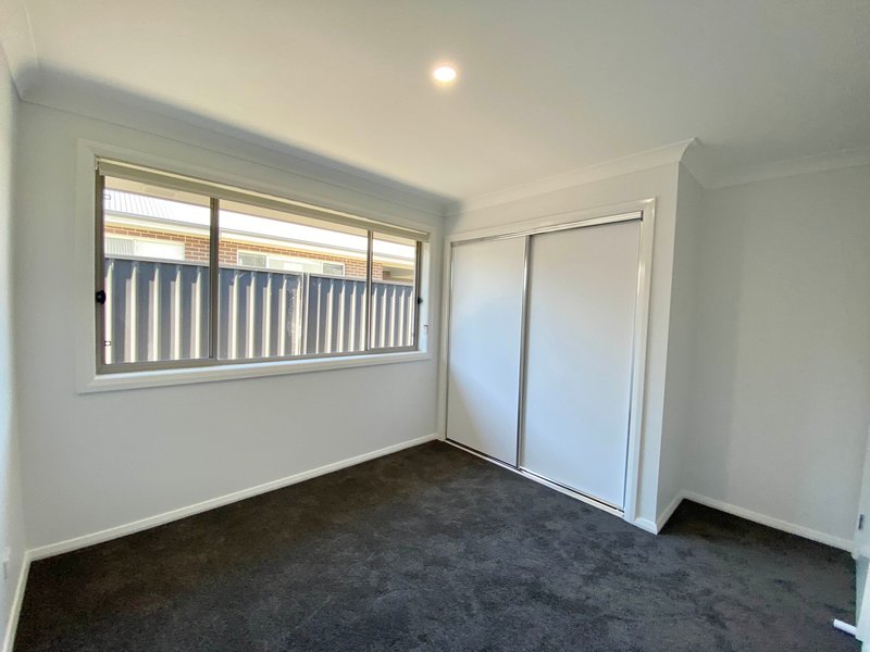 Photo - 11a Loquat Street, Lochinvar NSW 2321 - Image 7