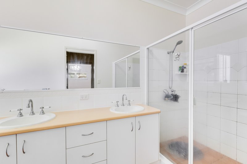 Photo - 11A Mackenzie Street, Mount Lofty QLD 4350 - Image 9