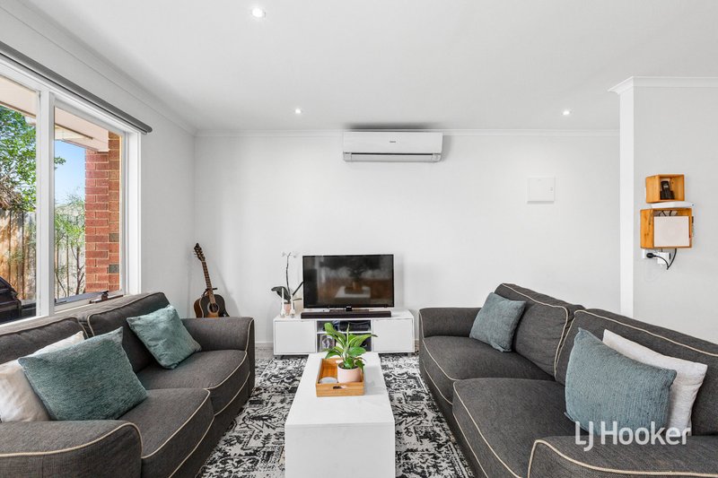 Photo - 11a Mark Court, Seabrook VIC 3028 - Image 7