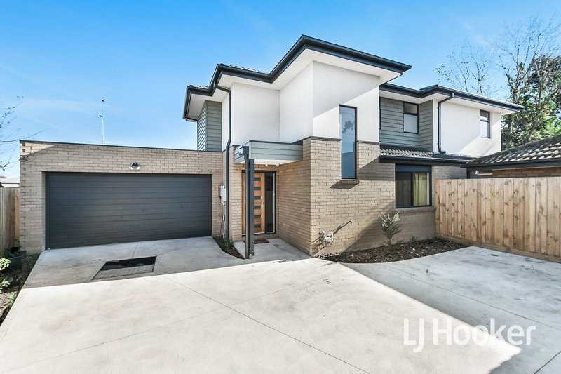 11a Plateau Crescent, Hampton Park VIC 3976