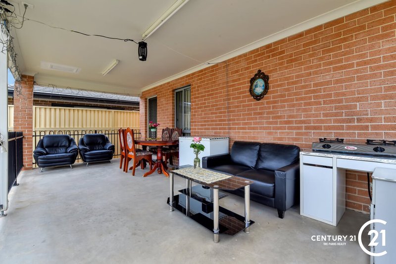 Photo - 11A Prairievale Road, Bossley Park NSW 2176 - Image 2