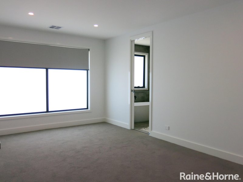 Photo - 11A Prismall Street, Altona North VIC 3025 - Image 13