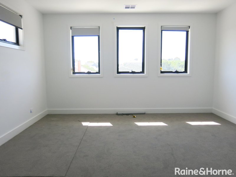Photo - 11A Prismall Street, Altona North VIC 3025 - Image 18