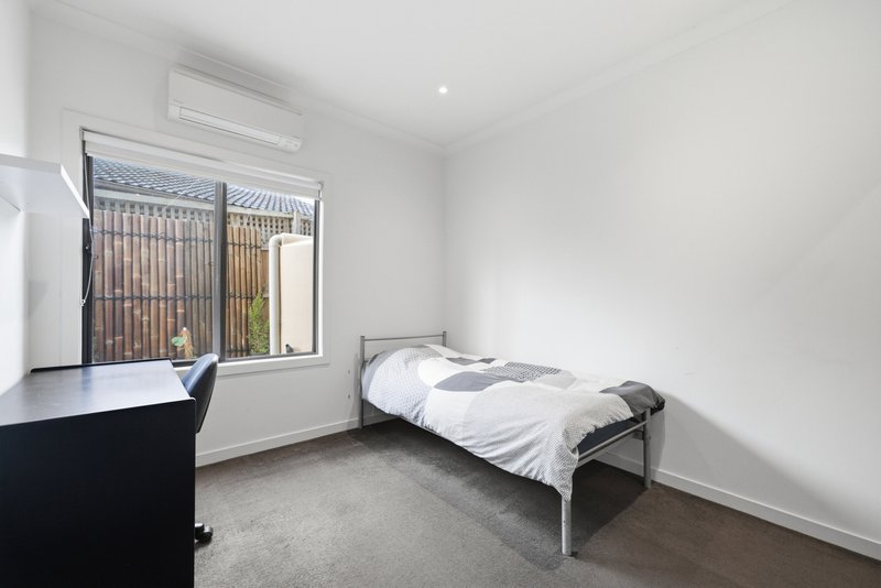 Photo - 11A Railway Parade, Bayswater VIC 3153 - Image 10