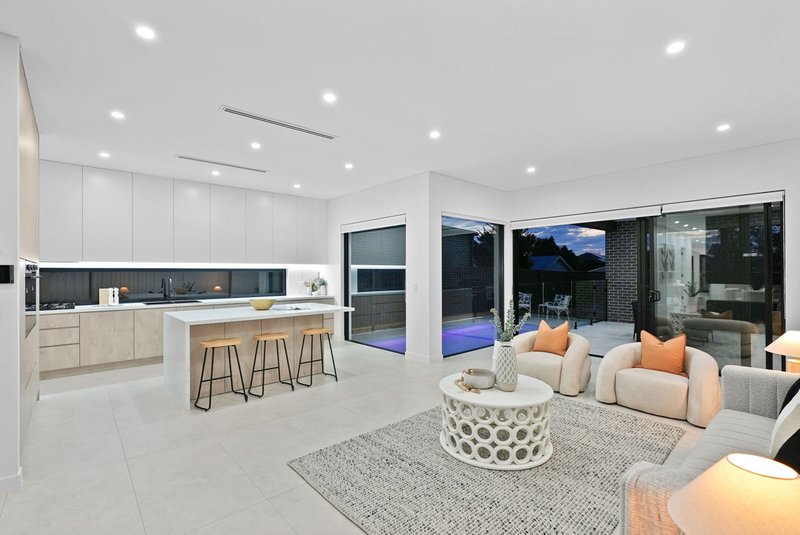 Photo - 11a Rickard Street, Guildford NSW 2161 - Image 3