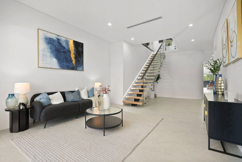 Photo - 11a Rickard Street, Guildford NSW 2161 - Image 6