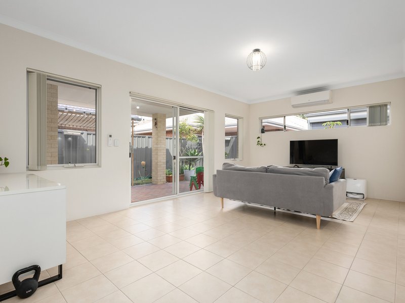 Photo - 11A River Road, Cannington WA 6107 - Image 16