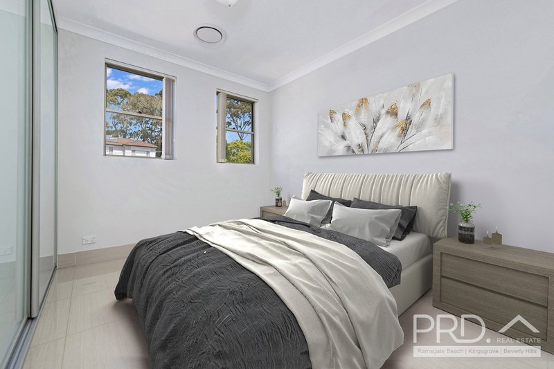 Photo - 11A Roseview Avenue, Roselands NSW 2196 - Image 5