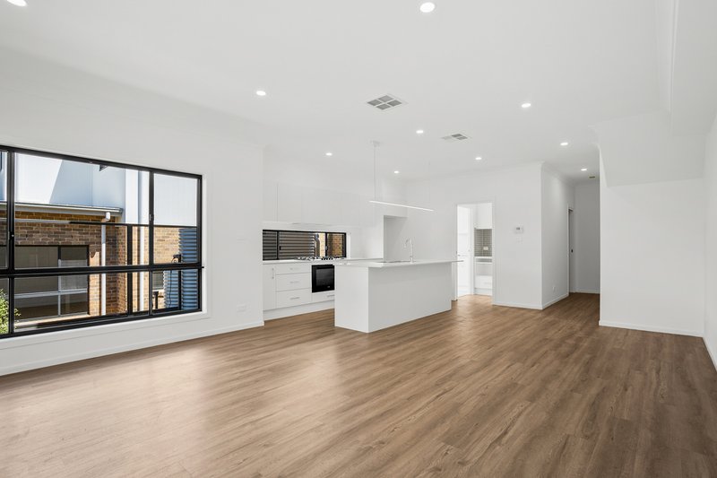 Photo - 11A Saturn Crescent, Dunmore NSW 2529 - Image 8