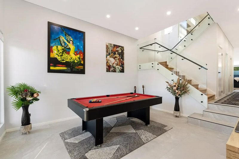 Photo - 11a Springfield Road, Padstow NSW 2211 - Image 2