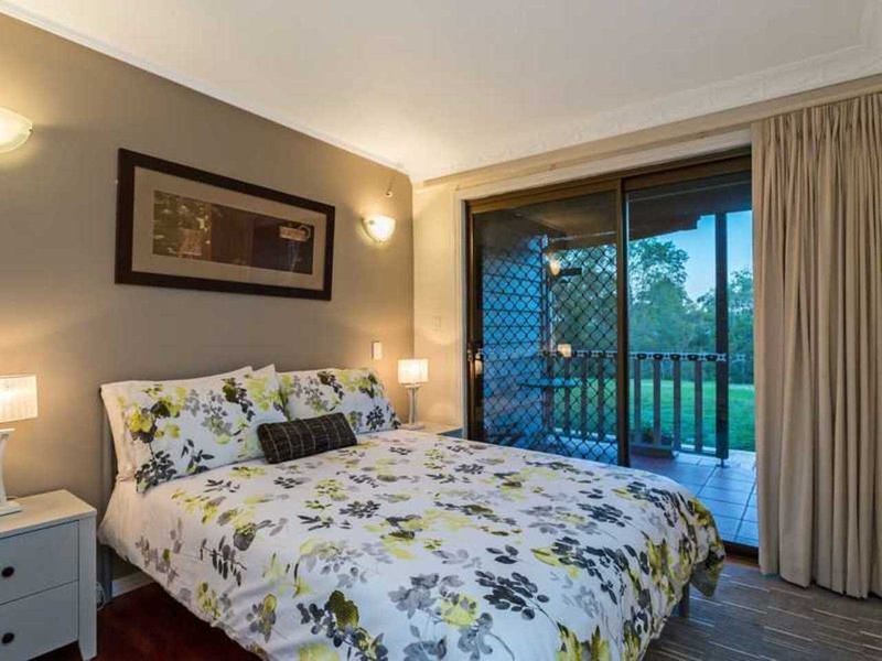 Photo - 11a Summerhill Ct , Mudgeeraba QLD 4213 - Image 10