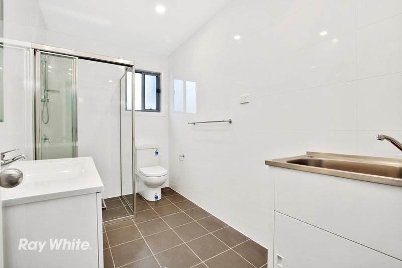 Photo - 11A Templeton Crescent, Baulkham Hills NSW 2153 - Image 5