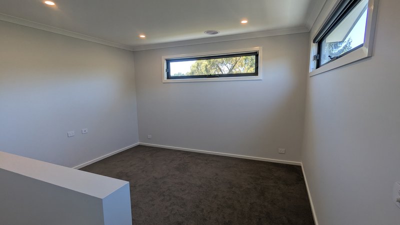 Photo - 11a Warnes Road, Mitcham VIC 3132 - Image 6