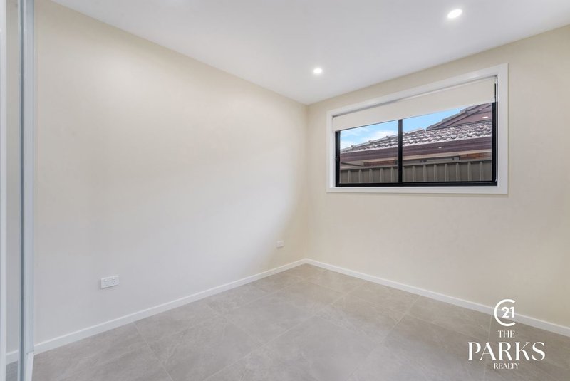Photo - 11a Winton Avenue, Edensor Park NSW 2176 - Image 5
