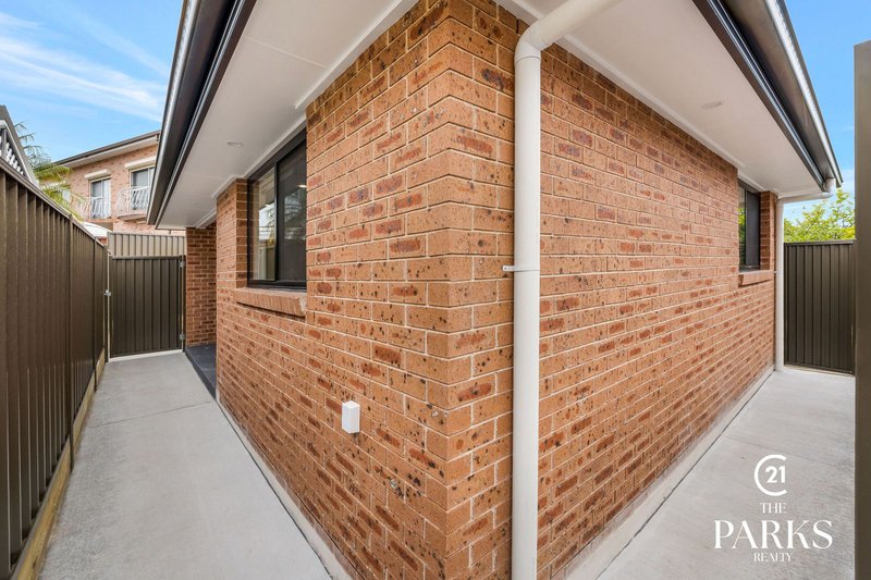 Photo - 11a Winton Avenue, Edensor Park NSW 2176 - Image 9