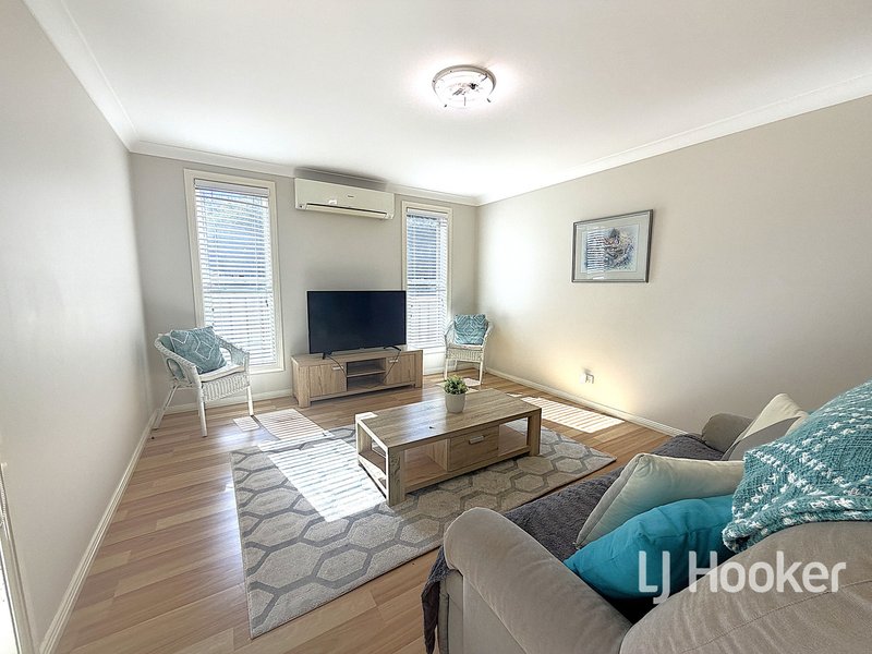 Photo - 11B Cloonan Terrace, Inverell NSW 2360 - Image 2