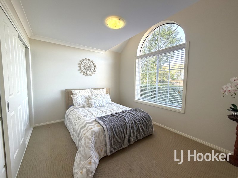 Photo - 11B Cloonan Terrace, Inverell NSW 2360 - Image 4