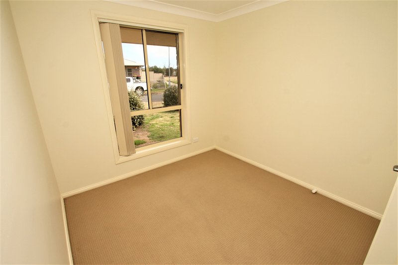 Photo - 11B Green Cresent , Quirindi NSW 2343 - Image 7