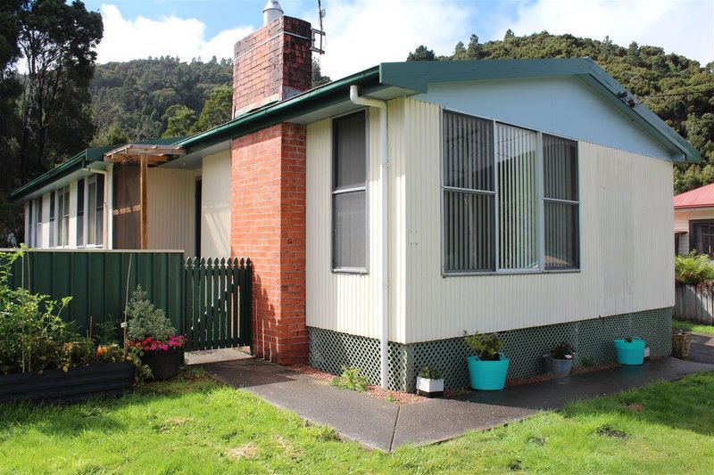 11B Lovett Street, Queenstown TAS 7467