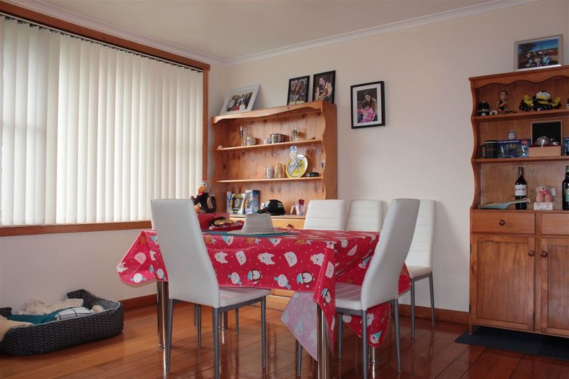 Photo - 11B Lovett Street, Queenstown TAS 7467 - Image 7