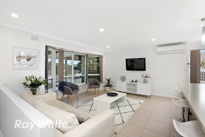 Photo - 11B Saintfield Street, Lara VIC 3212 - Image 3