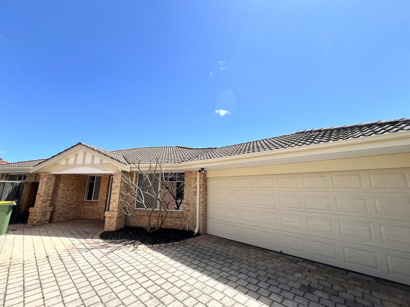 Photo - 11B Tea Tree Way, Thornlie WA 6108 - Image 1