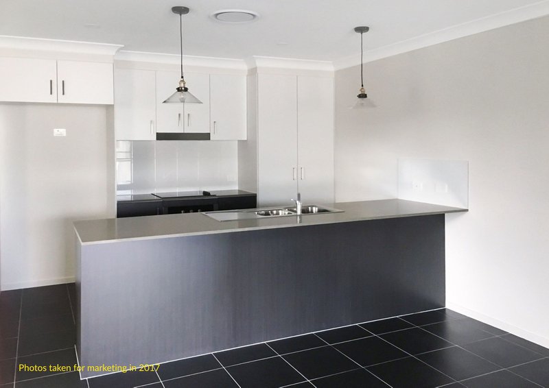 Photo - 1/1B Turnbull Street, Fennell Bay NSW 2283 - Image 4