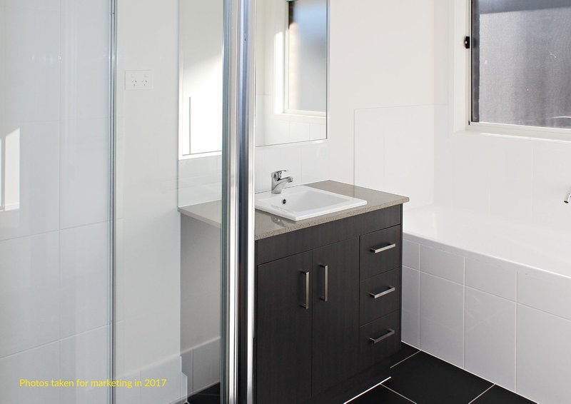 Photo - 1/1B Turnbull Street, Fennell Bay NSW 2283 - Image 13