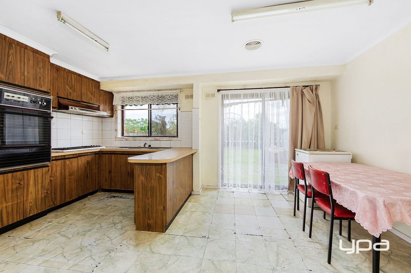 Photo - 11B Winnington Street , Deer Park VIC 3023 - Image 6