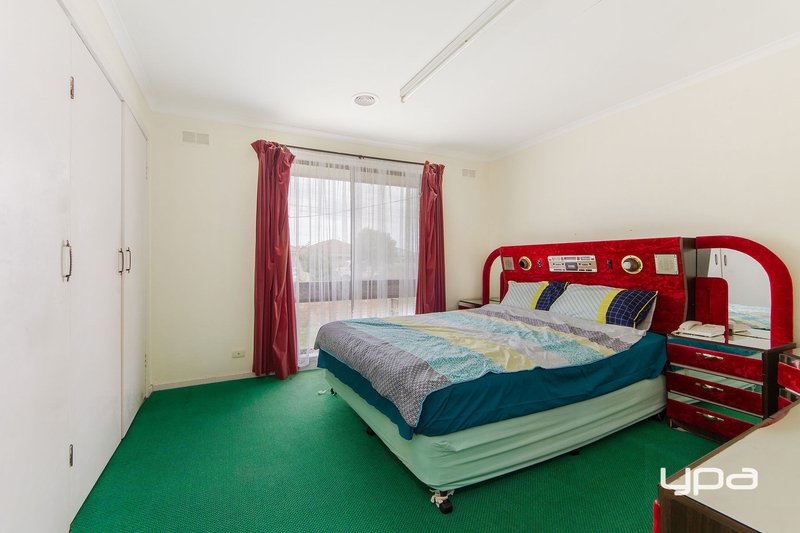 Photo - 11B Winnington Street , Deer Park VIC 3023 - Image 8