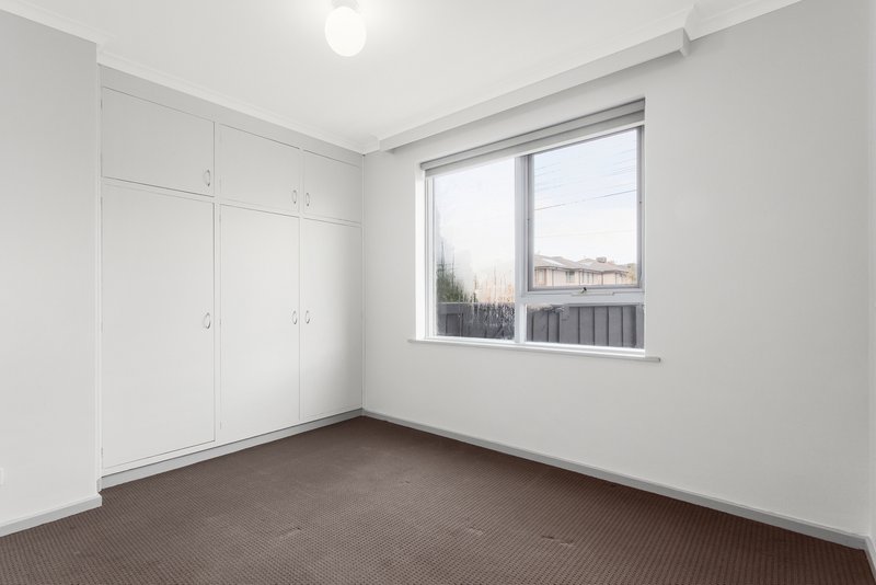 Photo - 1/1C Kangaroo Road, Murrumbeena VIC 3163 - Image 3