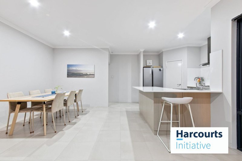 Photo - 11C Olebury Street, Nollamara WA 6061 - Image 3