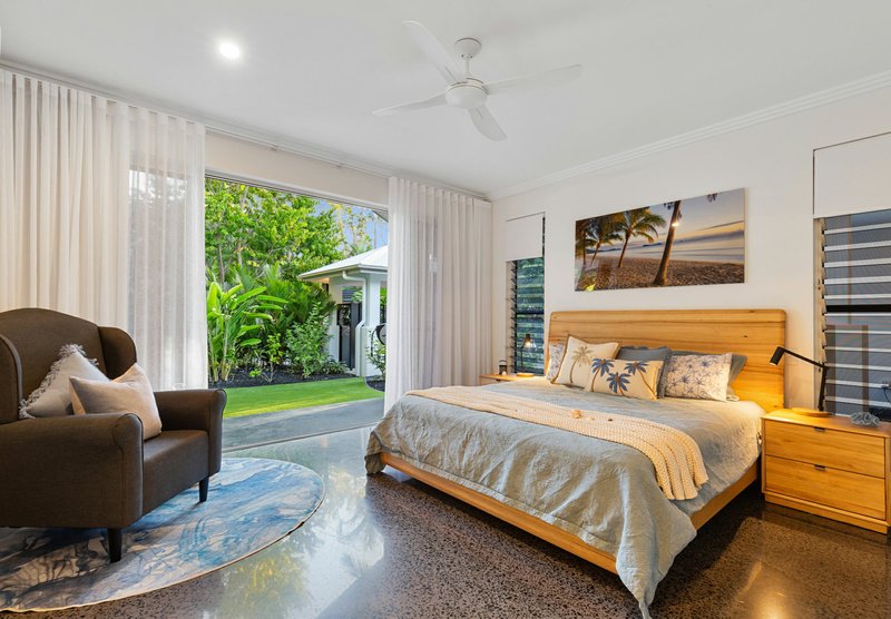 Photo - 1/2-12 Reef Street, Port Douglas QLD 4877 - Image 6