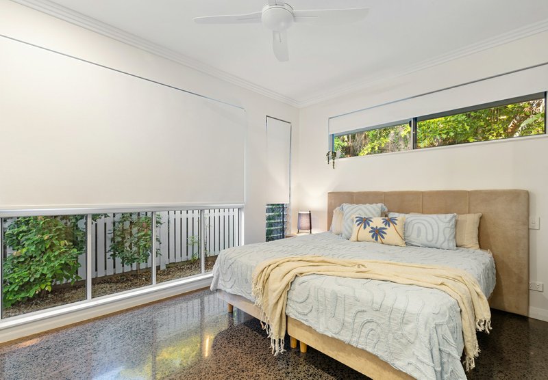 Photo - 1/2-12 Reef Street, Port Douglas QLD 4877 - Image 16