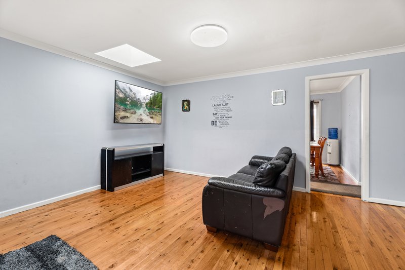 Photo - 12 & 12a Rebecca Street, Colyton NSW 2760 - Image 4