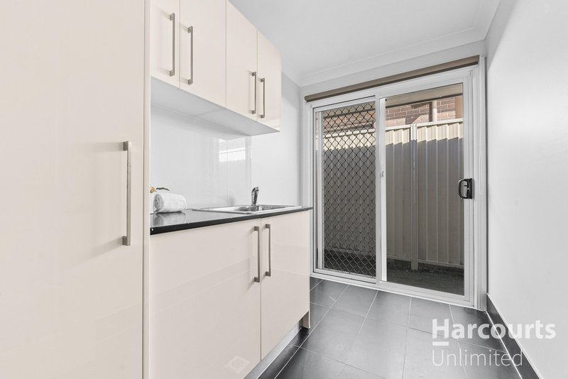 Photo - 12-12a West Street, Blacktown NSW 2148 - Image 16