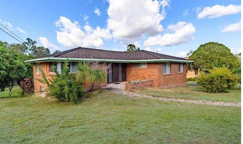 Photo - 12-14 Burnside Court, Ashmore QLD 4214 - Image 4